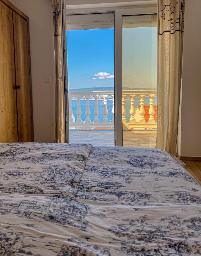 Apartments Villa Klaudia - Adults Only Crikvenica Ngoại thất bức ảnh